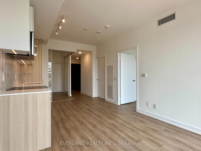 Additional image 6 of 500 Dupont St Unit 514