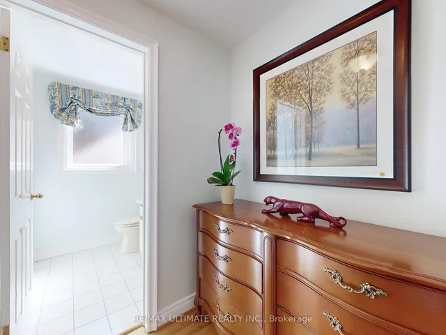 Additional image 28 of 39 Blithfield Ave