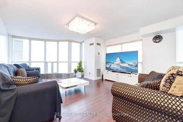 Additional image 15 of 1470 Midland Ave Unit 1410