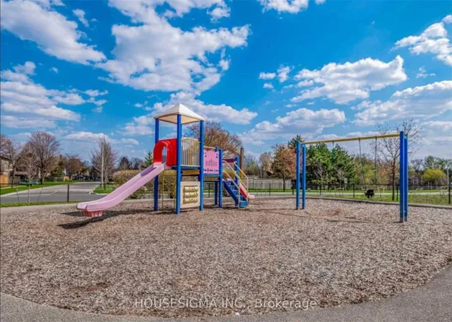 Additional image 36 of 86 Carisbrooke Crt