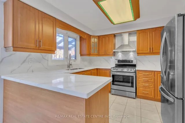 Additional image 21 of 27 Kentucky Dr