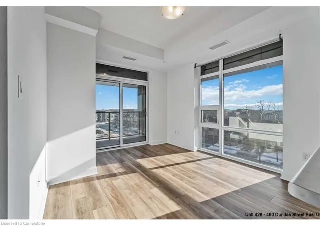 Additional image 14 of 460 Dundas St Unit 428