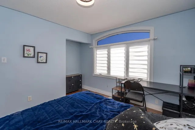 Additional image 39 of 24 Bushberry Rd