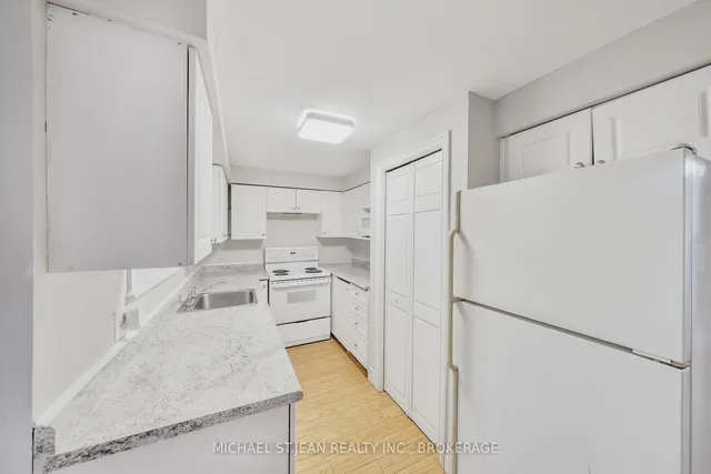 Additional image 14 of 245 Stadacona Ave