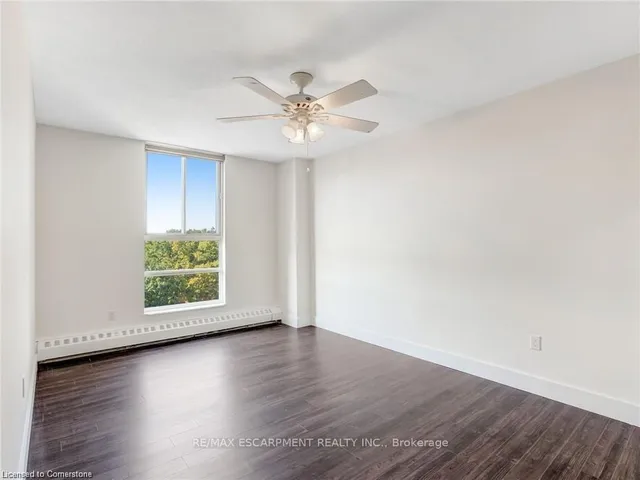 Additional image 29 of 1966 Main St Unit 1106