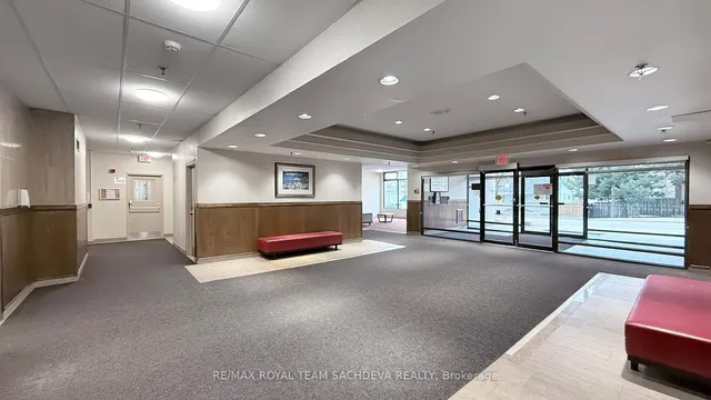 Additional image 2 of 1 Reidmount Ave Unit 903