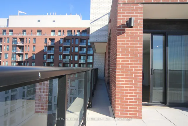 Additional image 18 of 3100 Keele St Unit 820