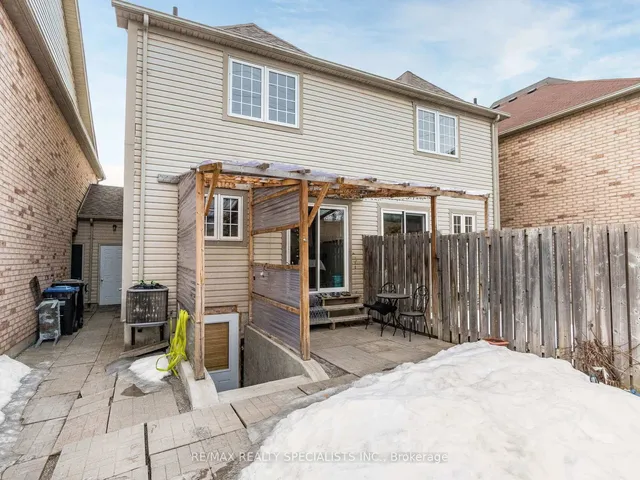 Additional image 42 of 73 Zia Dodda Cres