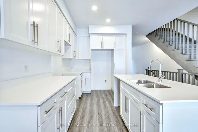 Additional image 21 of 14 Clear Valley Lane