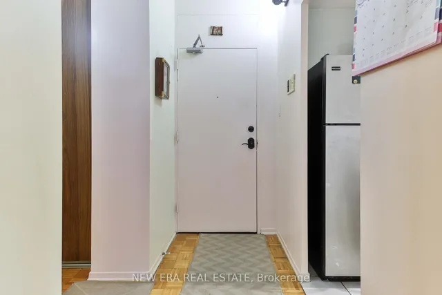 Additional image 2 of 3625 Lakeshore Blvd Unit 108