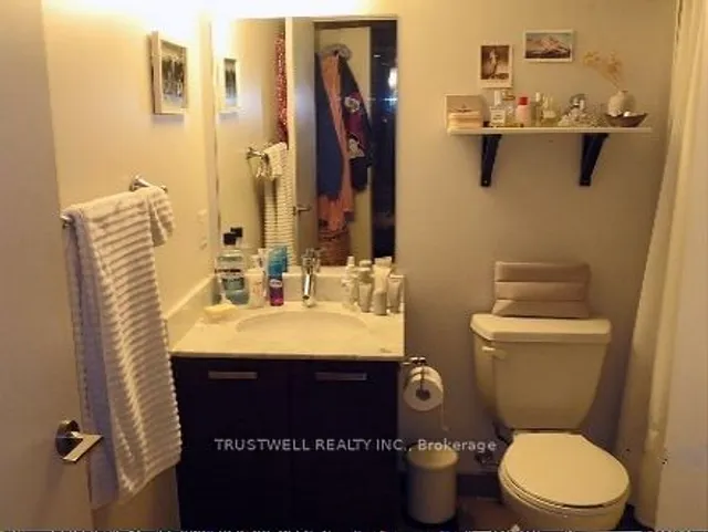 Additional image 8 of 36 Lisgar St Unit 2116E