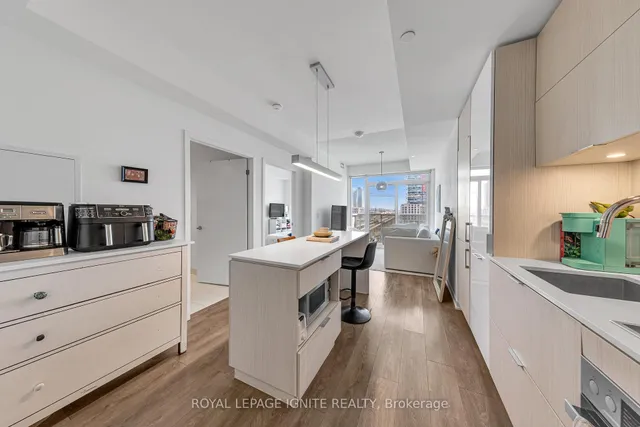 Additional image 12 of 20 Richardson St Unit 601