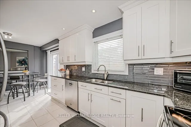 Additional image 11 of 3235 Wentworth St