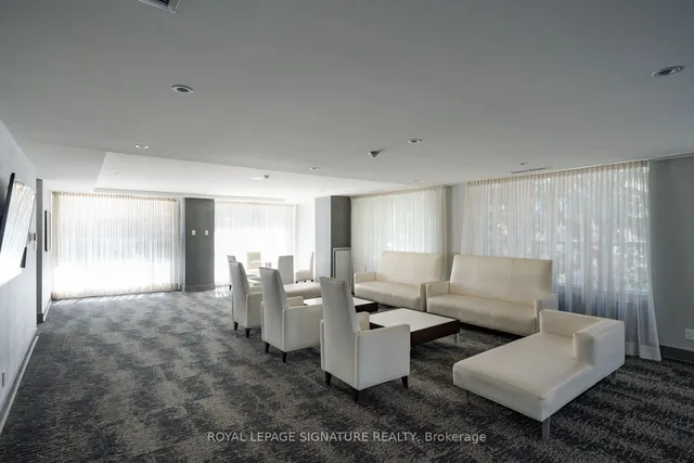 Additional image 30 of 18 Beverley St Unit 322