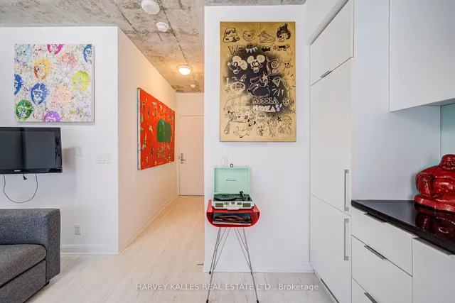 Additional image 26 of 478 King St Unit 318