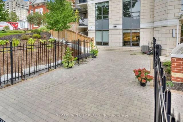 Additional image 33 of 399 Queen St Unit 211