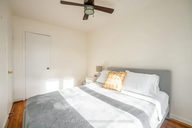 Additional image 20 of 109 Huron St