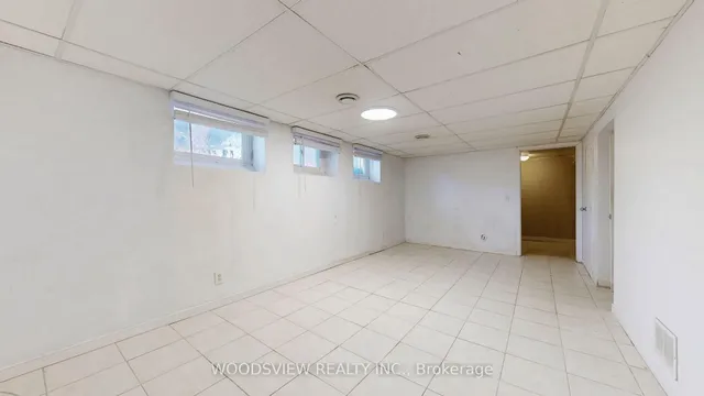 Additional image 27 of 98 Wigmore Dr