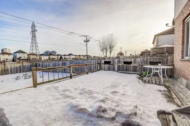 Additional image 31 of 63 Huck Cres