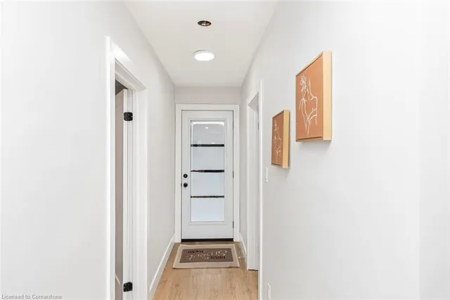 Additional image 5 of 42 Cameron Ave