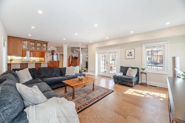 Additional image 10 of 20 Fleming Ave