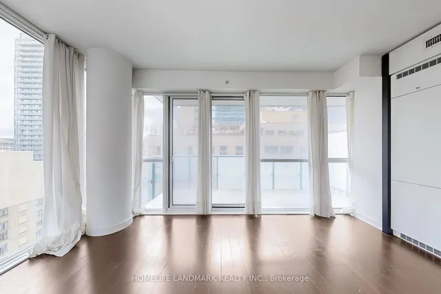 Additional image 13 of 15 Grenville St Unit 1205