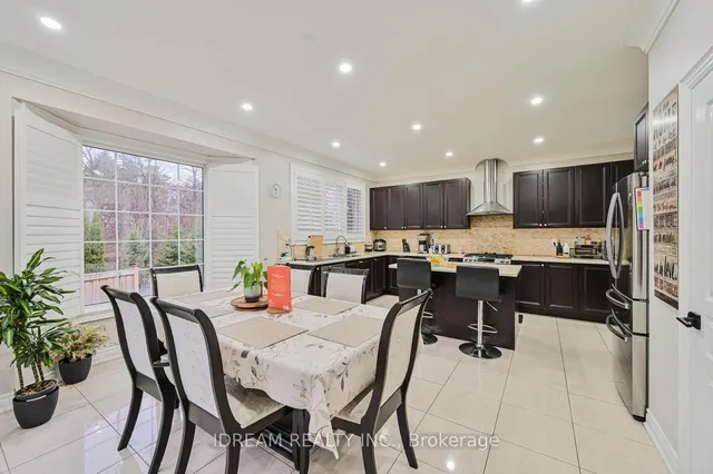 Additional image 11 of 10 Chesapeake Crt