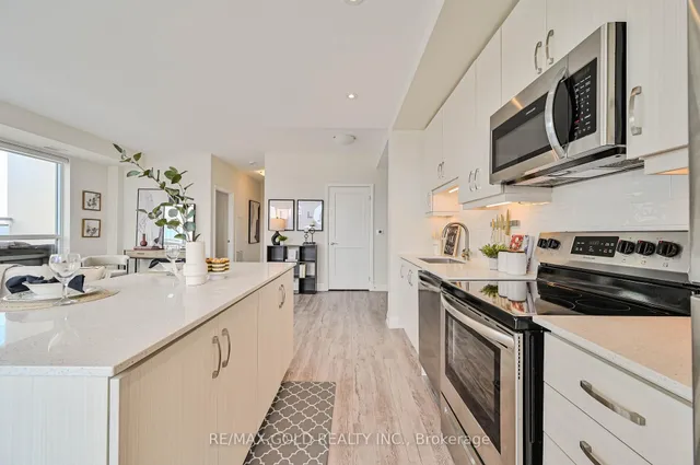 Additional image 11 of 15 Lynch St Unit 408