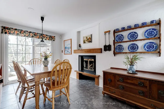 Additional image 20 of 847 FOREST GLEN Ave