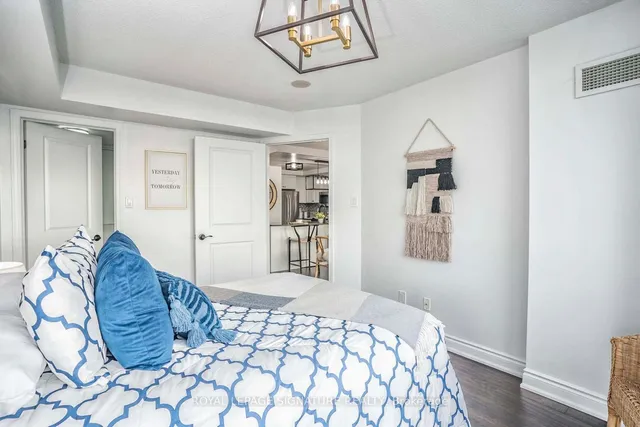 Additional image 19 of 9 George St Unit 612