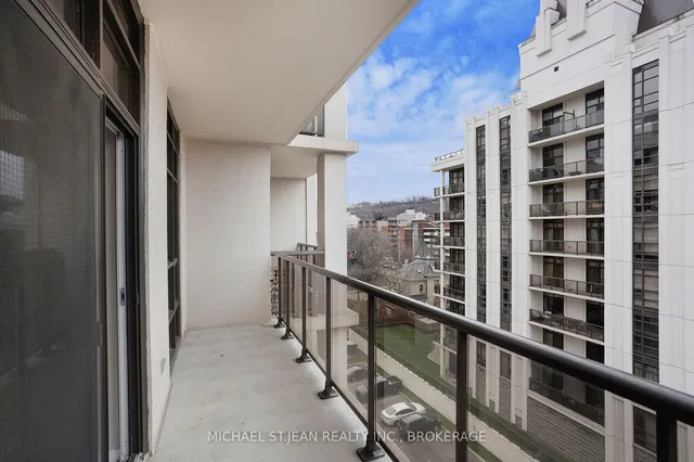 Additional image 38 of 85 Robinson St Unit 702