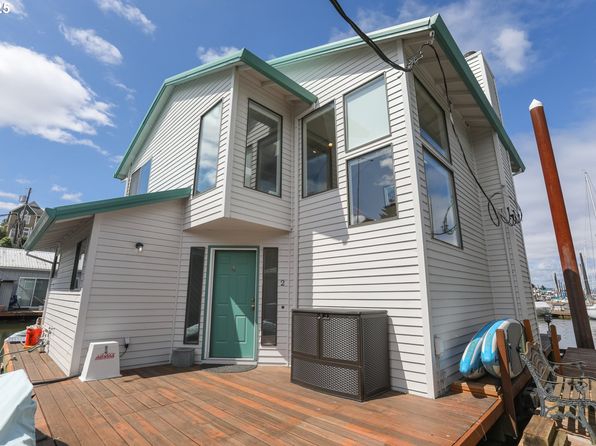 331 NE Bridgeton Rd SLIP 2, Portland, OR 97211