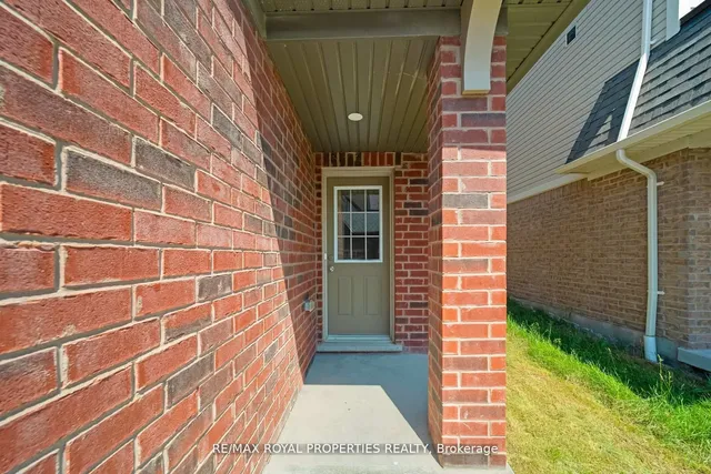 Additional image 33 of 352 Coronation Rd