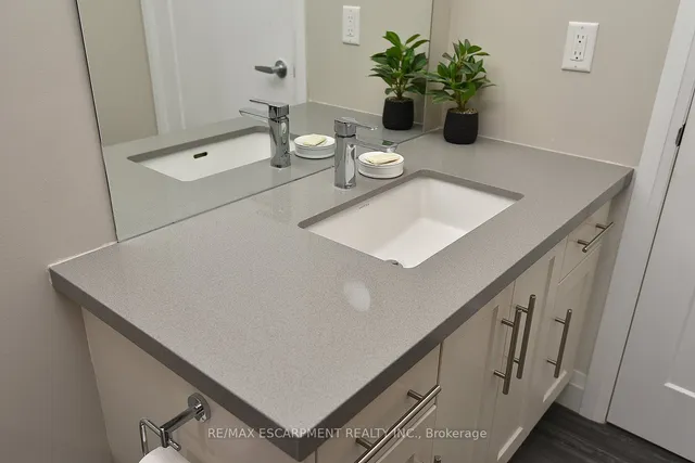 Additional image 25 of 30 Hamilton St Unit 605