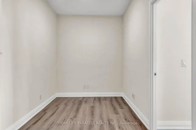 Additional image 9 of 151 Village Green Sq Unit PH09