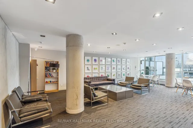 Additional image 39 of 318 King St Unit 1014