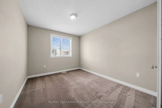 Additional image 25 of 8 Knowles St