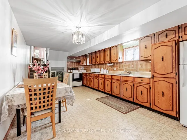 Additional image 19 of 141 Shawnee Circ