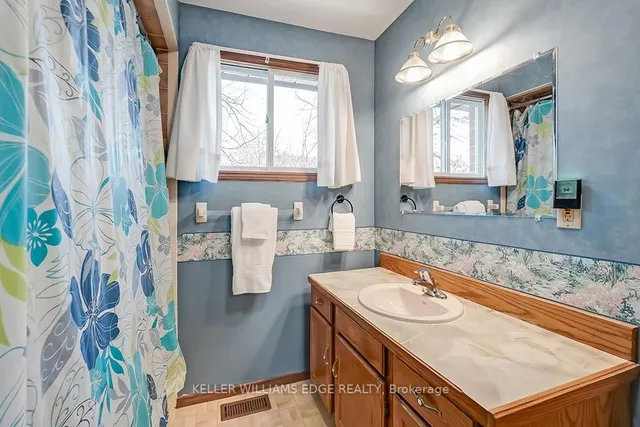 Additional image 33 of 42 Brock St Unit 10