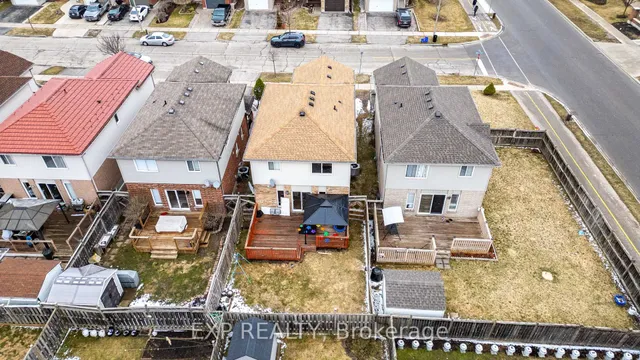Additional image 48 of 7 Peach Blossom Cres