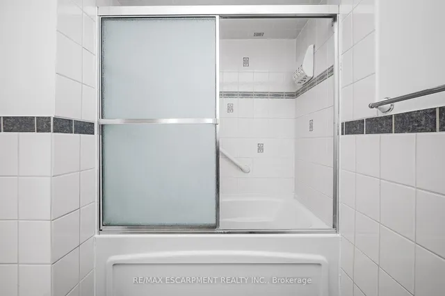 Additional image 27 of 105 Lavina Cres