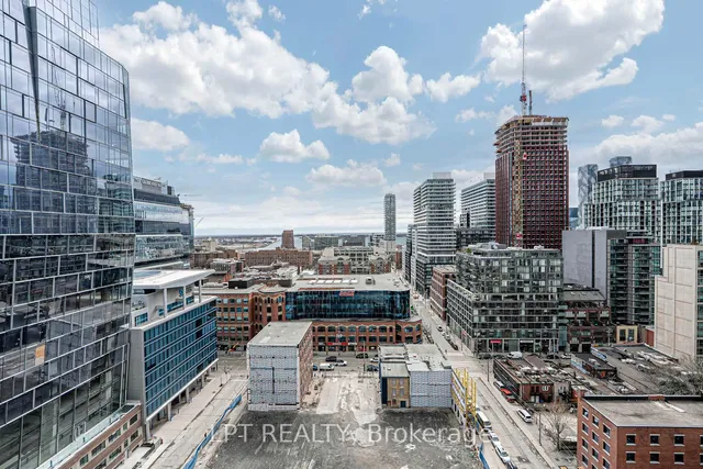 Additional image 25 of 460 Adelaide St Unit 2112