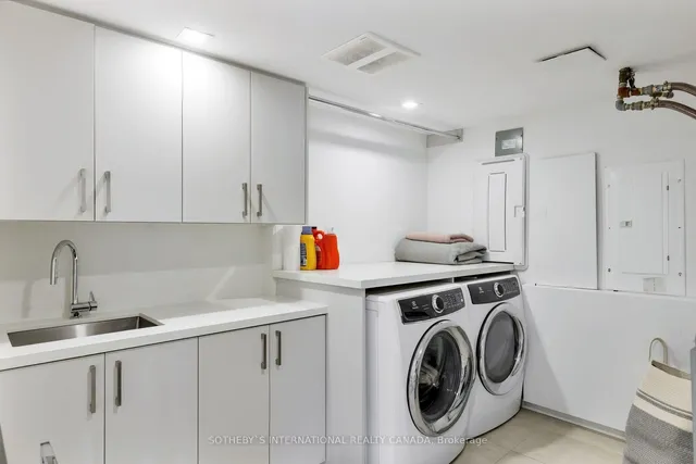 Additional image 32 of 82 Lombard St Unit PH 912