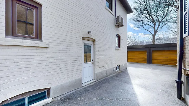 Additional image 49 of 40 Indian Road Cres