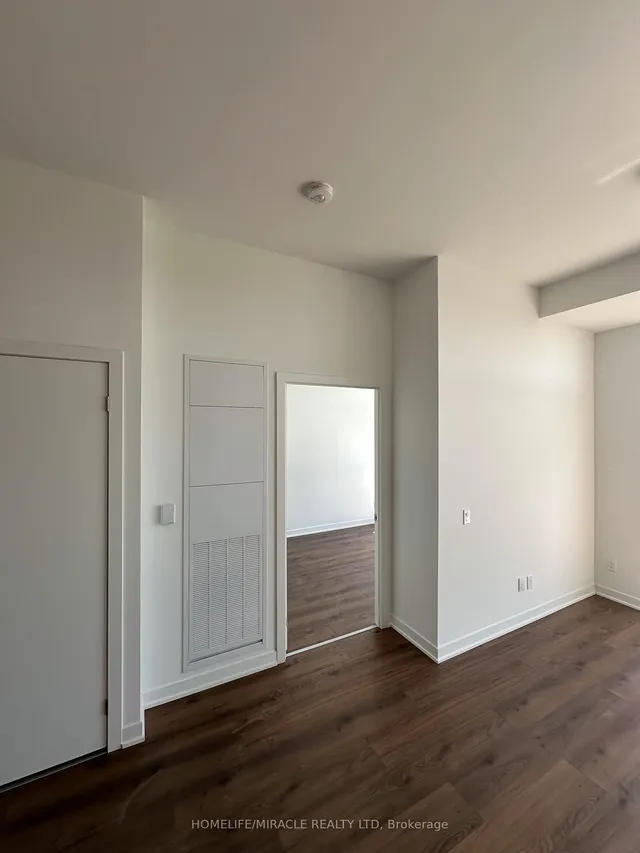 Additional image 6 of 405 Dundas St Unit PH15