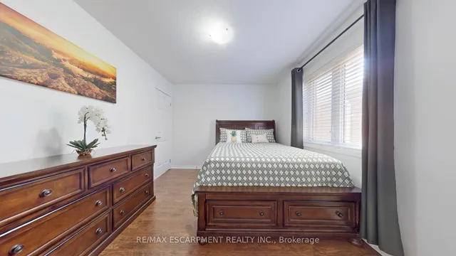 Additional image 25 of 37 Arkwright Dr