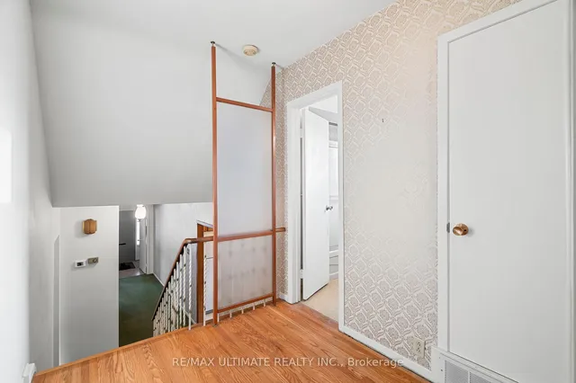 Additional image 38 of 8 Keane Ave