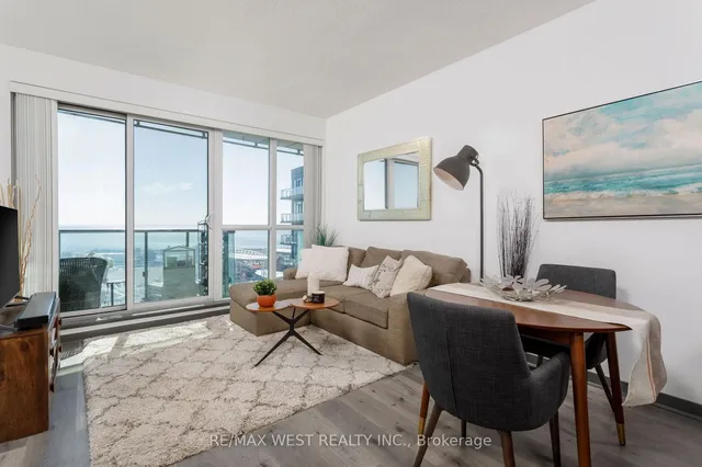 150 East Liberty St Unit 2906