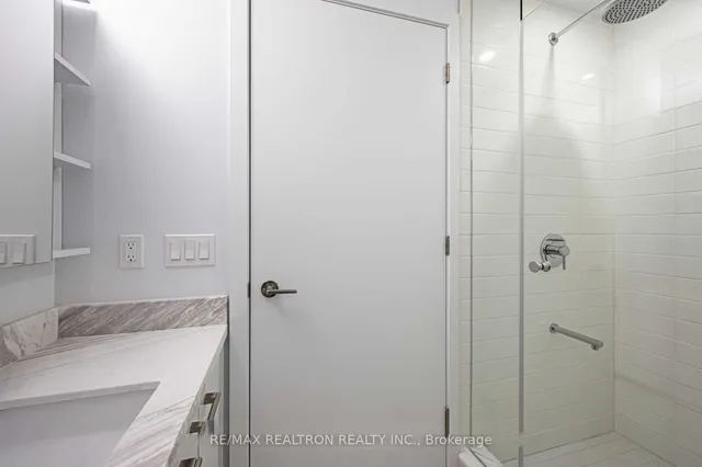 Additional image 8 of 2221 Yonge St Unit 4606