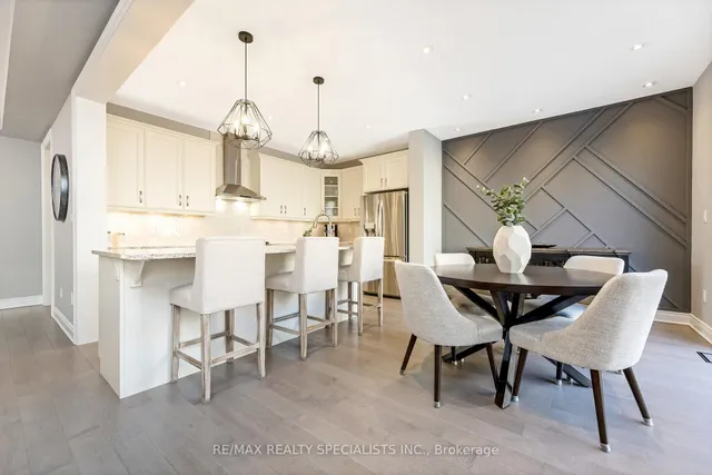 Additional image 11 of 882 Magnolia Terr